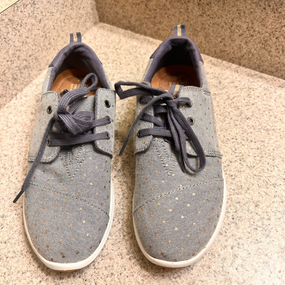 Never worn Toms Lace Up Sneakers